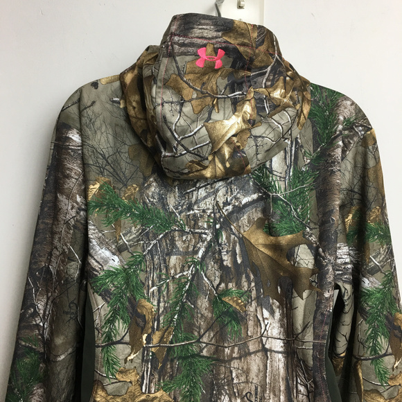 Under Armour  Realtree Camo Hoodie Womens Jacket - Picture 4 of 4